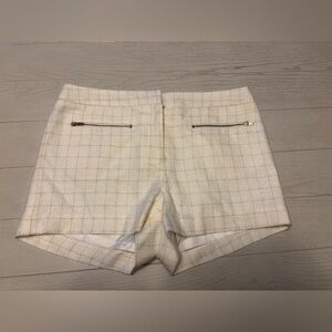 NWT Forever 21 shorts size M cream/gold